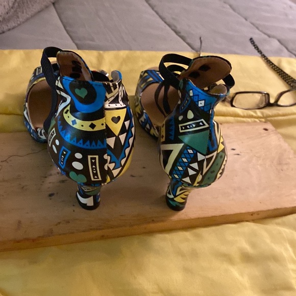 I call them cartoon shoes new not used cutsy - Picture 6 of 12